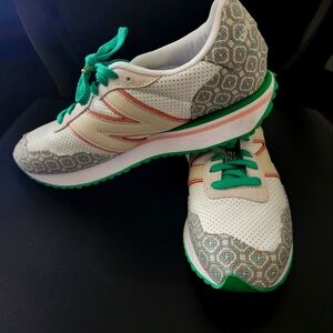 New Balance 237 Casablanca